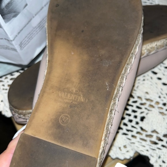 Valentino Garavani Rockstud Ballerina 🩰 - Picture 9 of 10